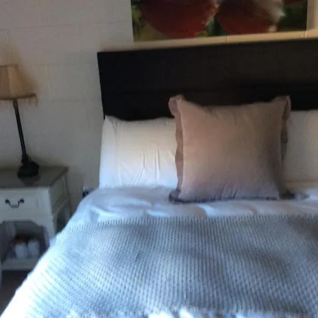 Heather View Bed and breakfast 3*